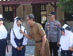 Police Goes To School Polres Blora Di SMP N 1 Blora