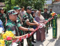 Tim Wasev Mabes TNI AD Apresiasi Pelaksanaan TMMD Reguler di DesaSidomulyo